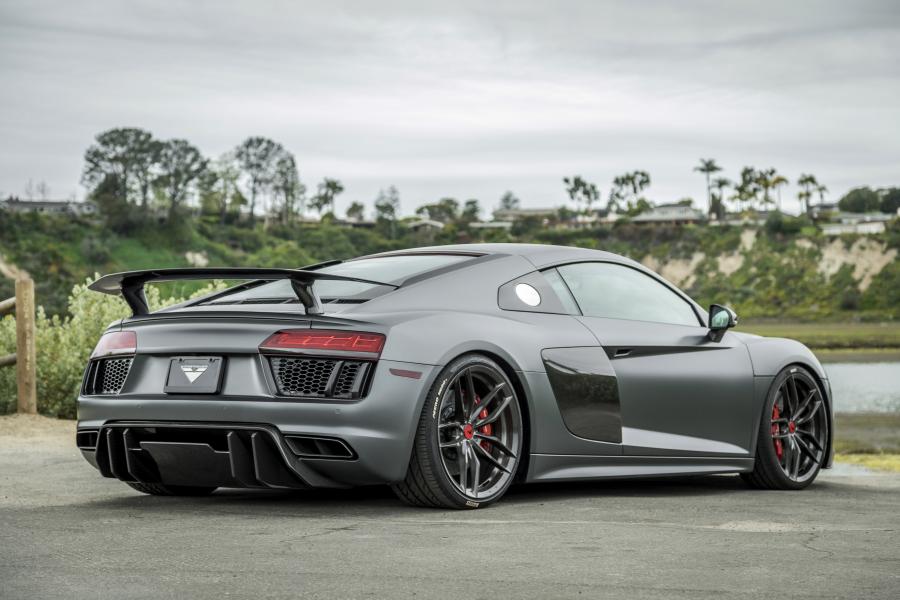  Audi R8 VRS by Vorsteiner 2017 года  (фото 28 из 31)